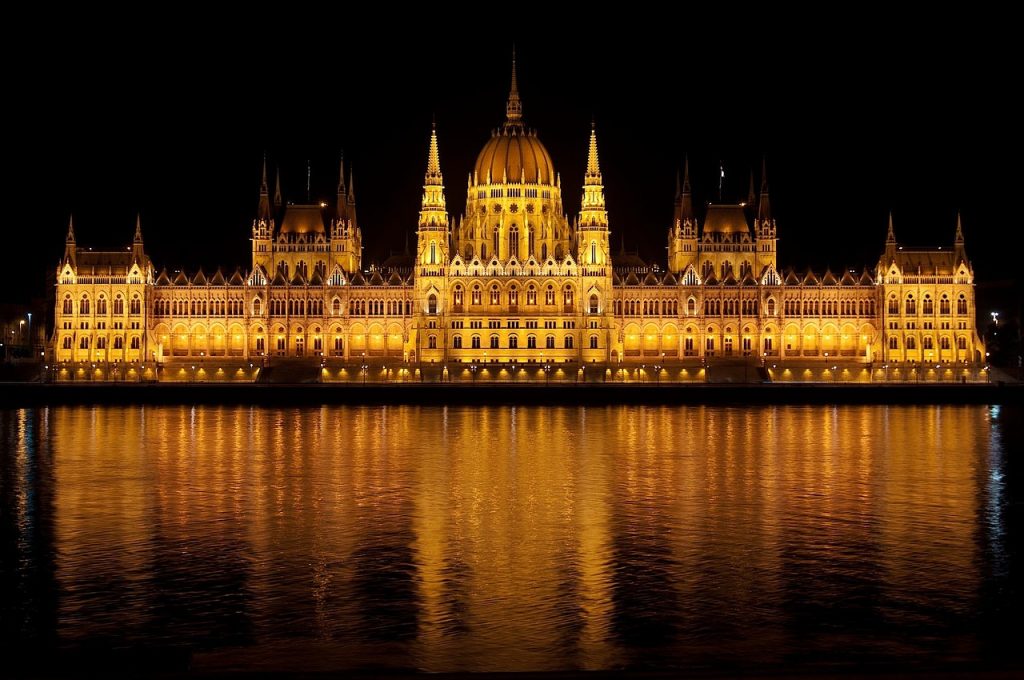 Budapest by 12019